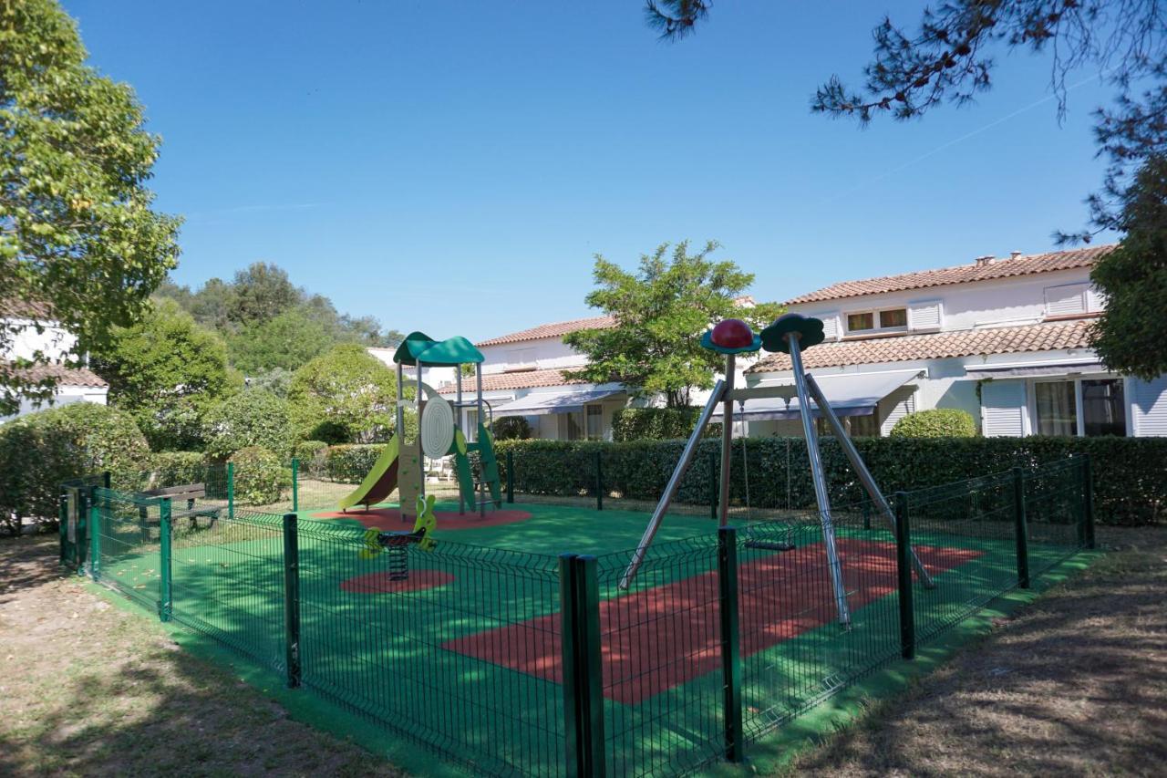 Comfort Aparthotel Mandelieu La Napoule Village Экстерьер фото
