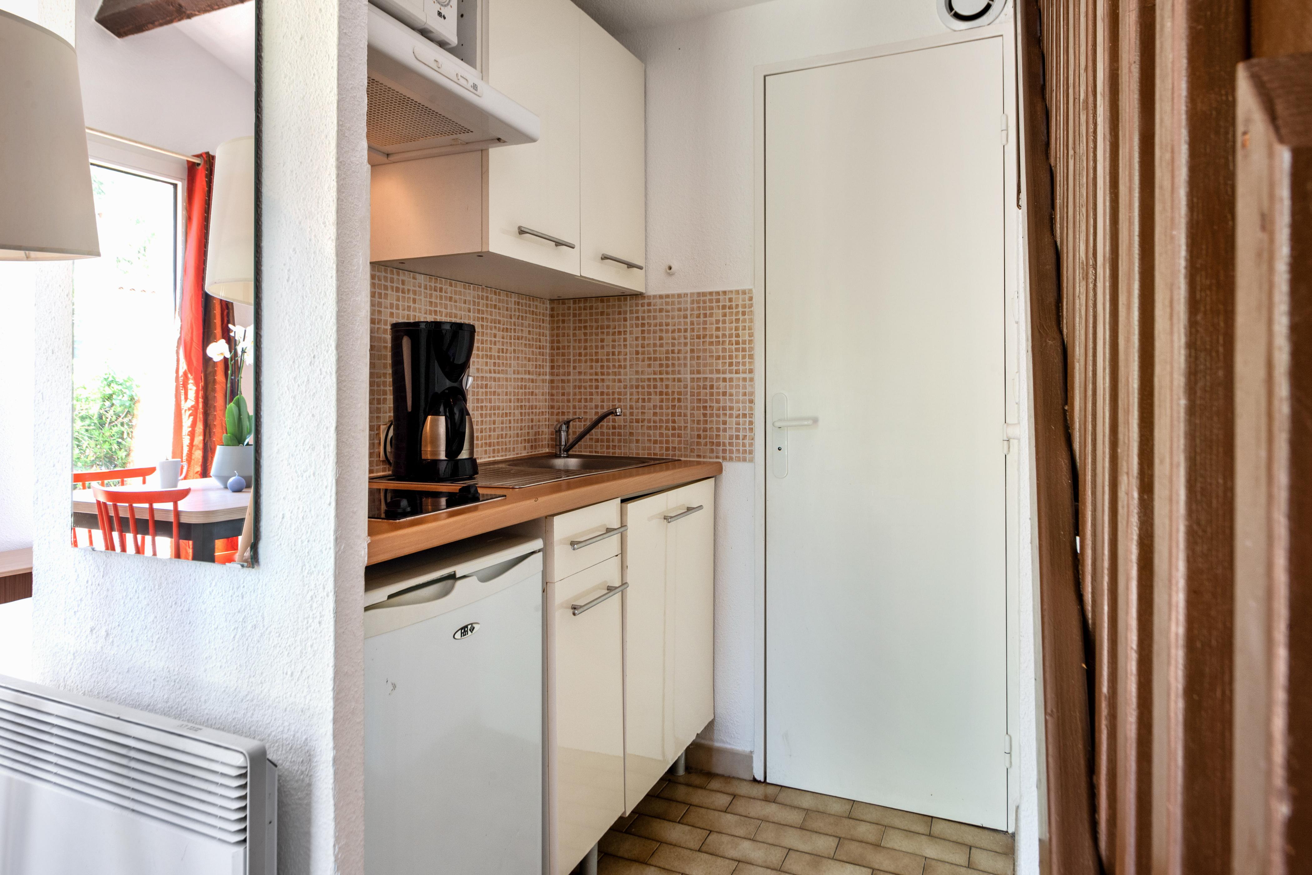 Comfort Aparthotel Mandelieu La Napoule Village Экстерьер фото