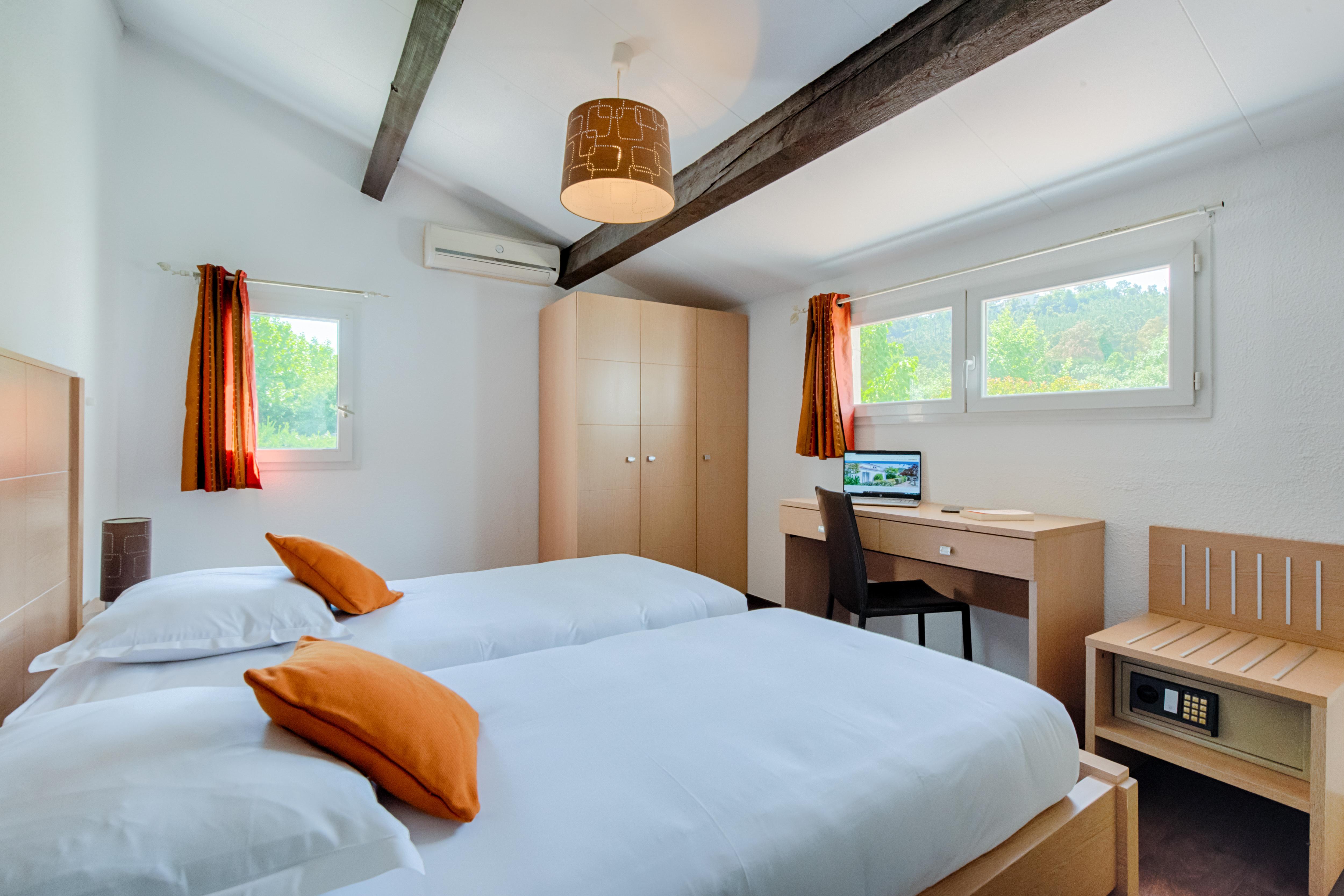 Comfort Aparthotel Mandelieu La Napoule Village Экстерьер фото