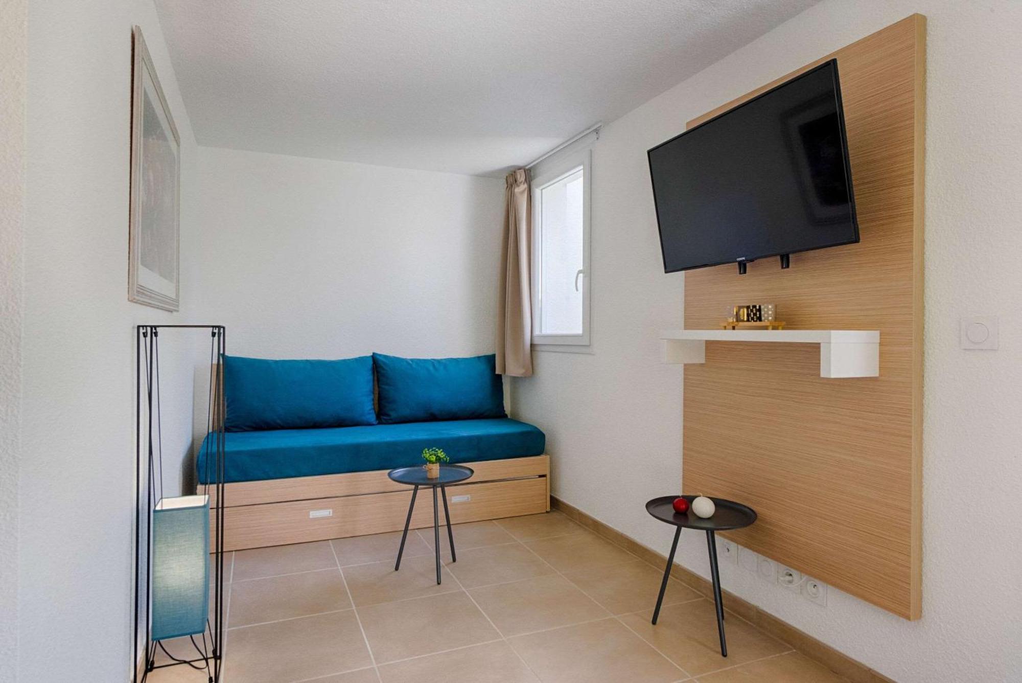 Comfort Aparthotel Mandelieu La Napoule Village Экстерьер фото
