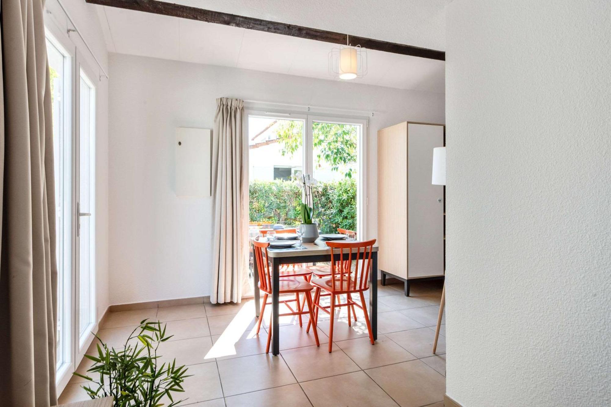 Comfort Aparthotel Mandelieu La Napoule Village Экстерьер фото